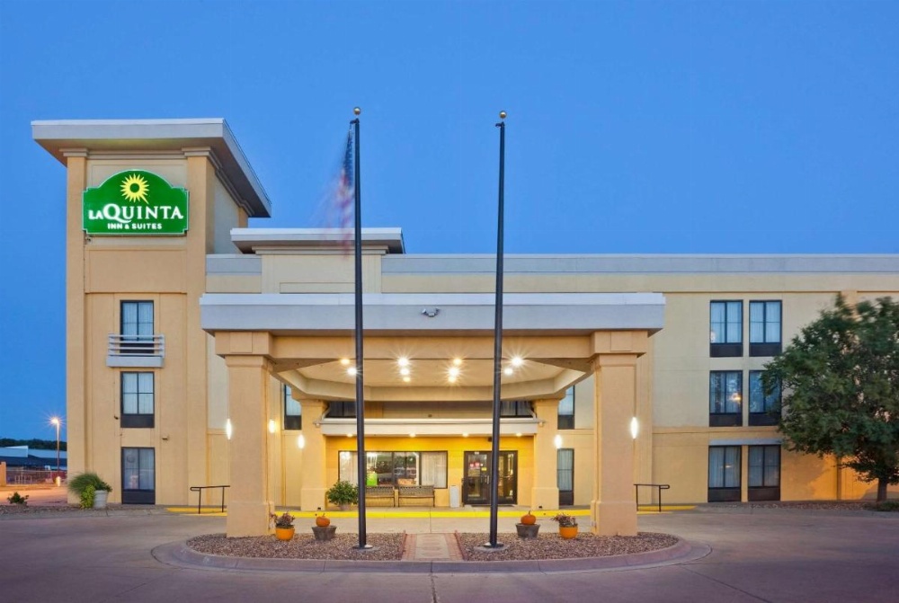 La Quinta Inn & Suites by Wyndham Salina Image 29